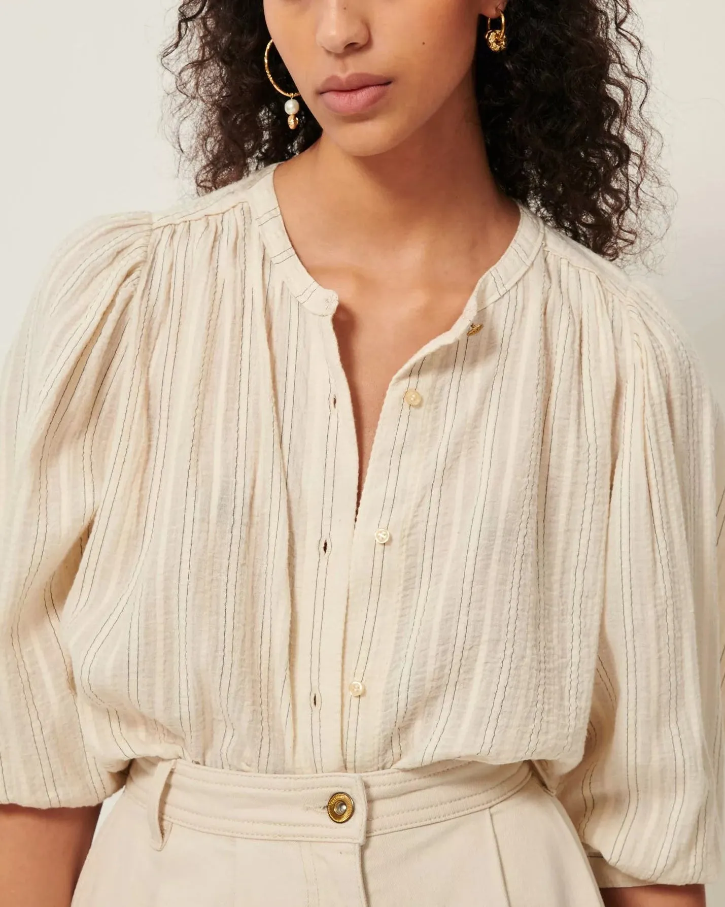 Blouse A View Sandcream