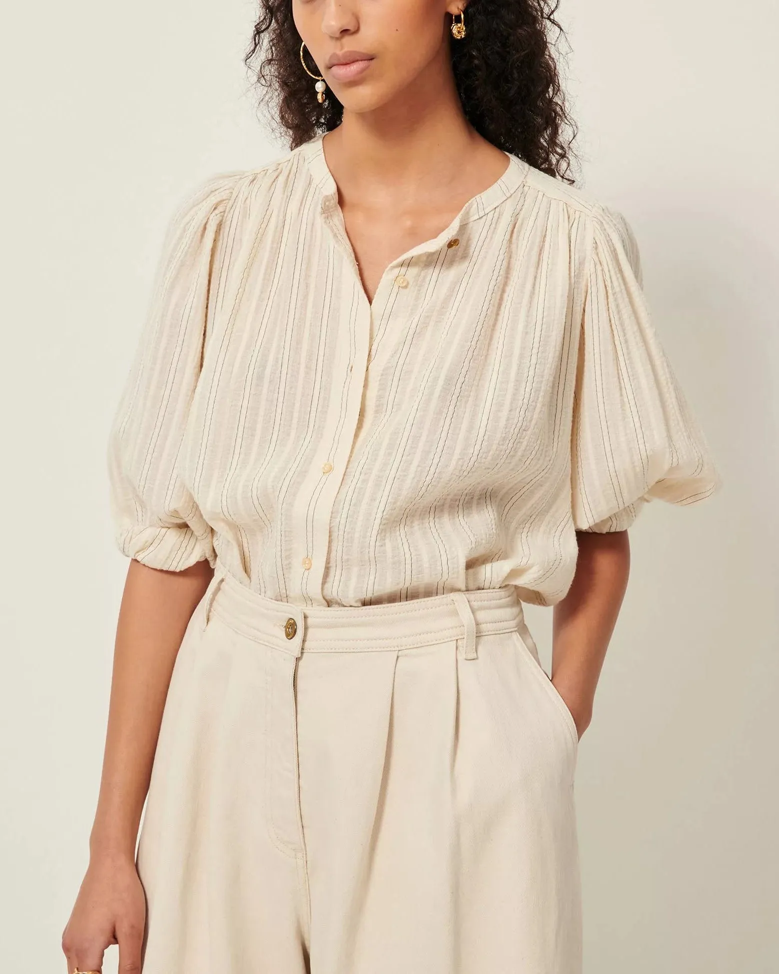 Blouse A View Sandcream