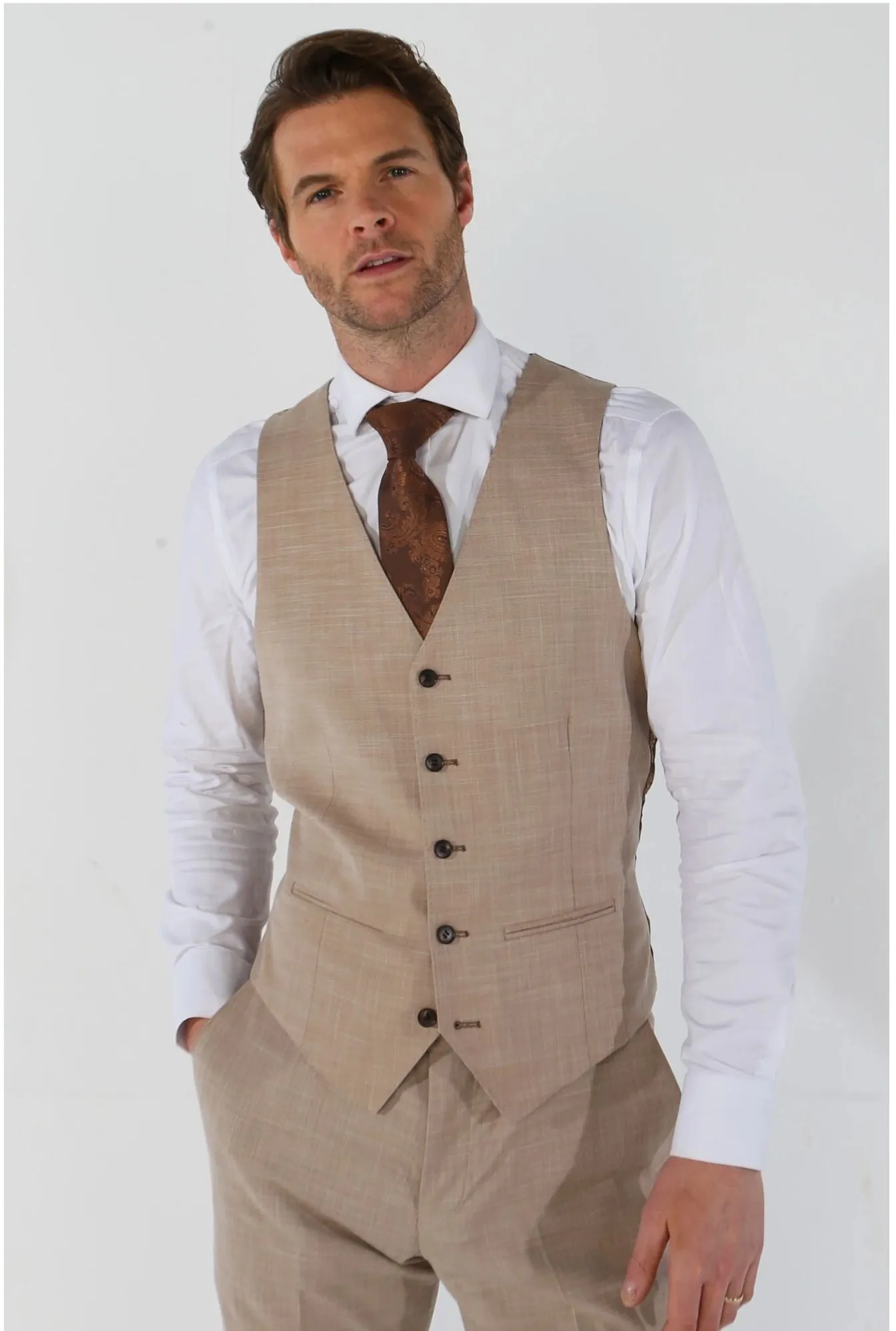 Kurt 3 Piece Tailored Fit Suit