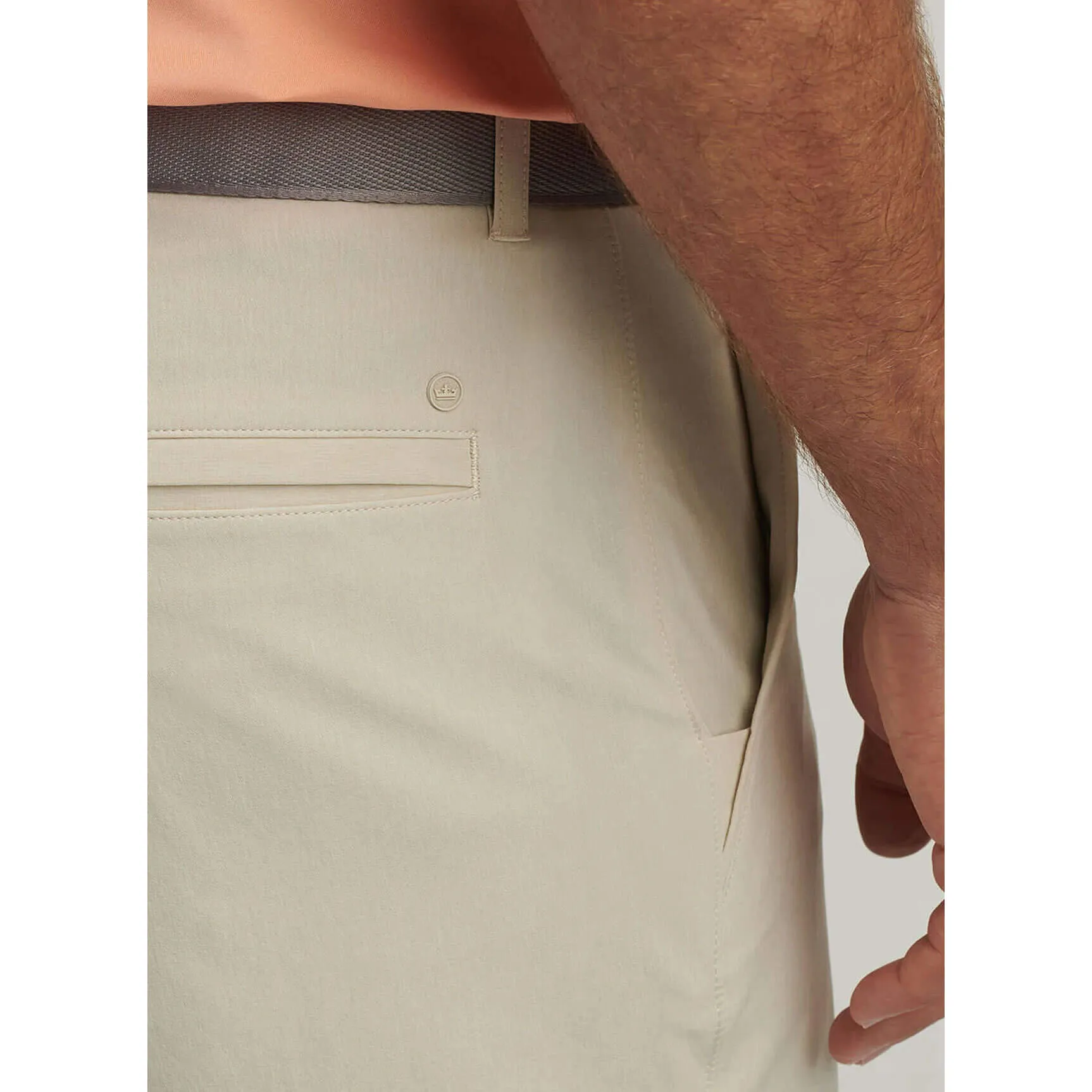 Mens Peter Millar Peter Millar 9-Inch Shackleford Performance Hybrid Shorts - Sand*