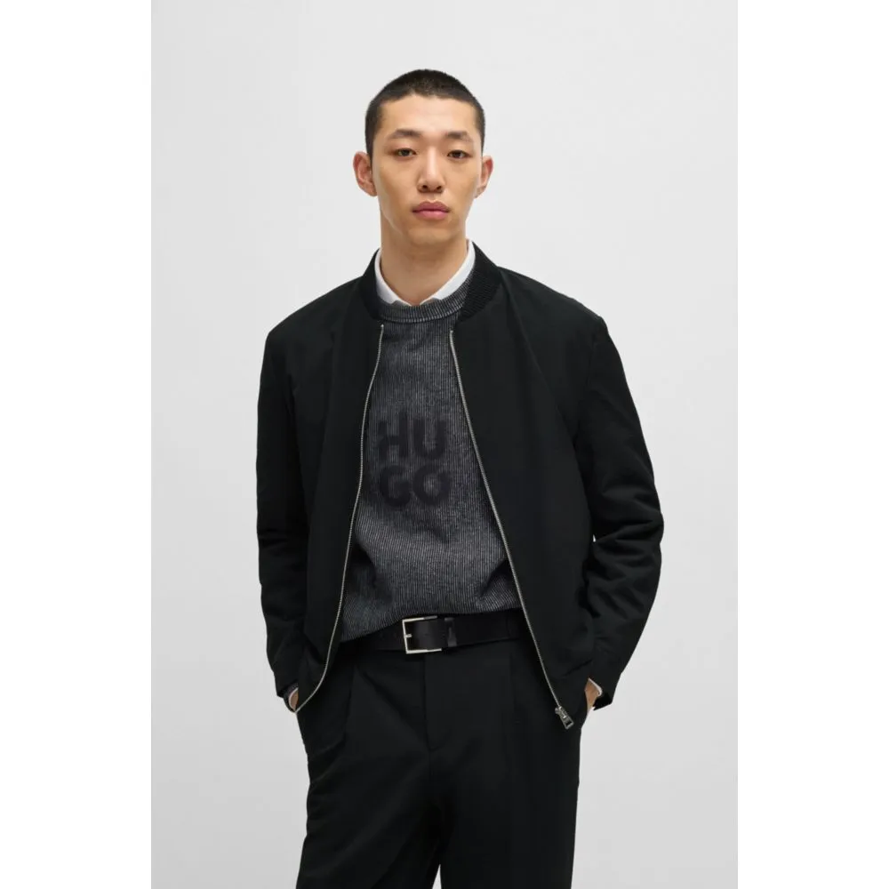 Modern-fit blazer in wrinkle-resistant seersucker