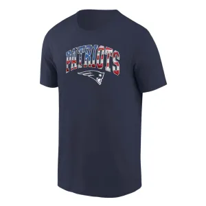 NFL - Men's New England Patriots Banner Wave Short Sleeve T-Shirt (QF6E 4506 8K 5A7)