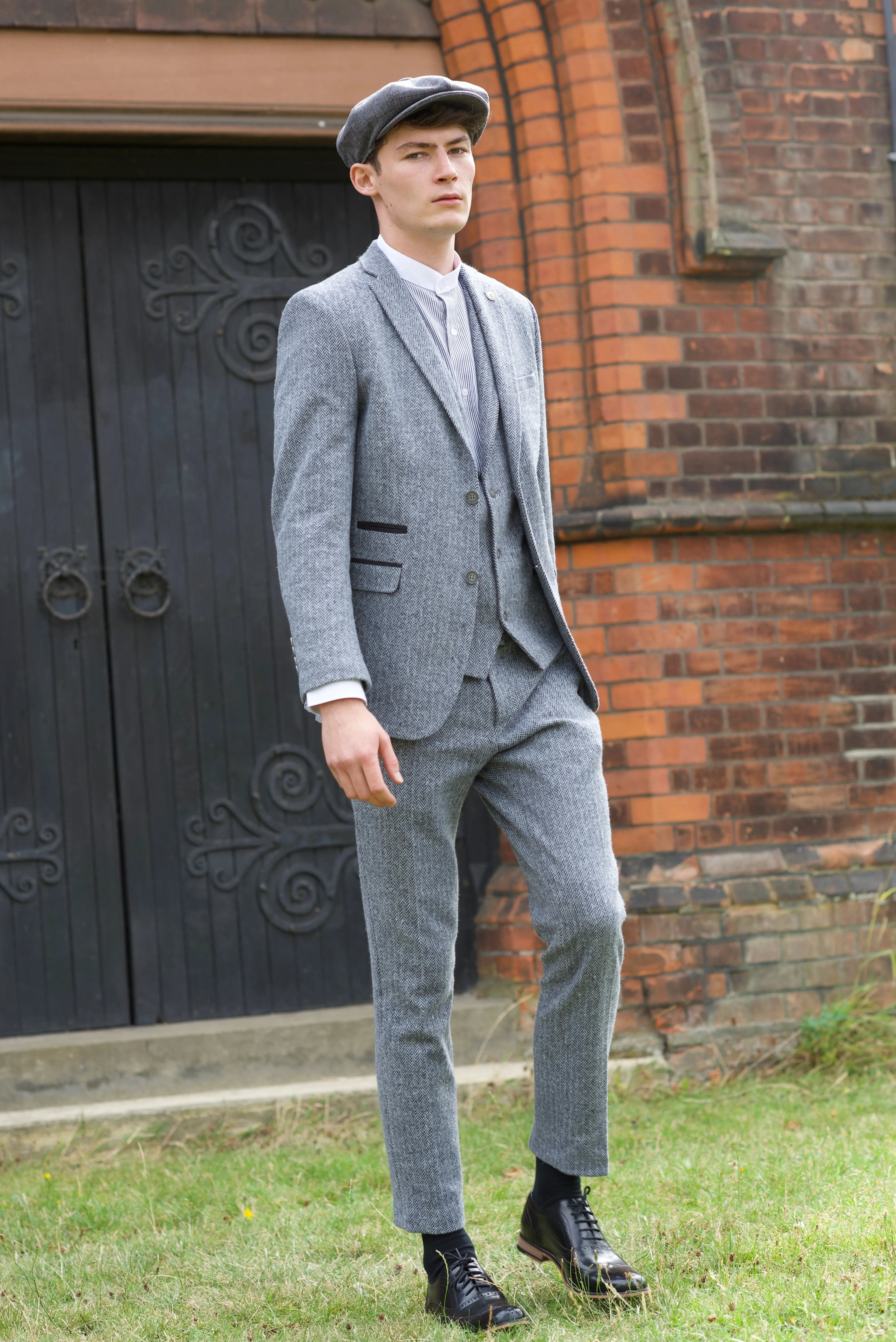 stz11 3 Piece Tweed Suit Herringbone