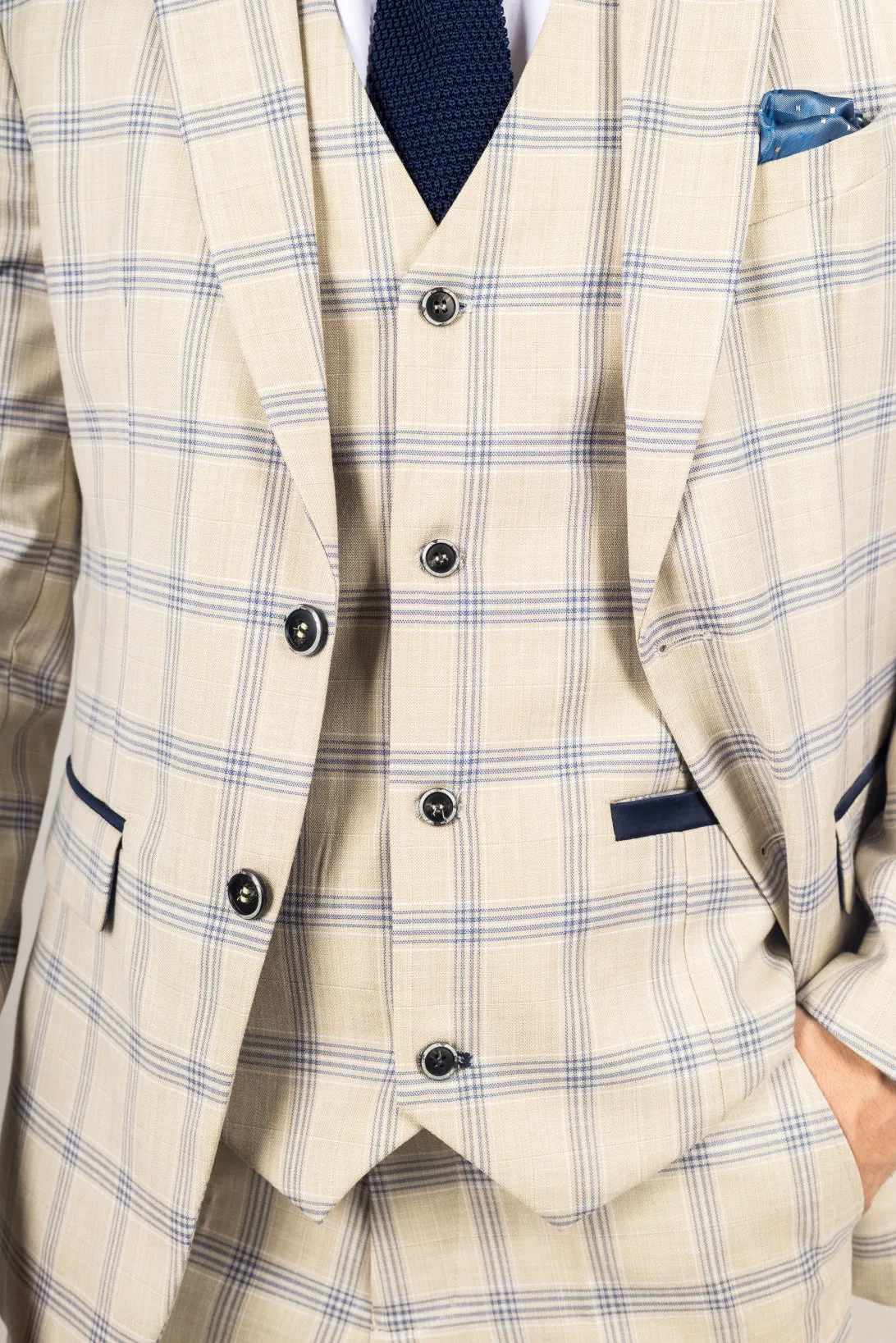 Warwick - Checked Blazer