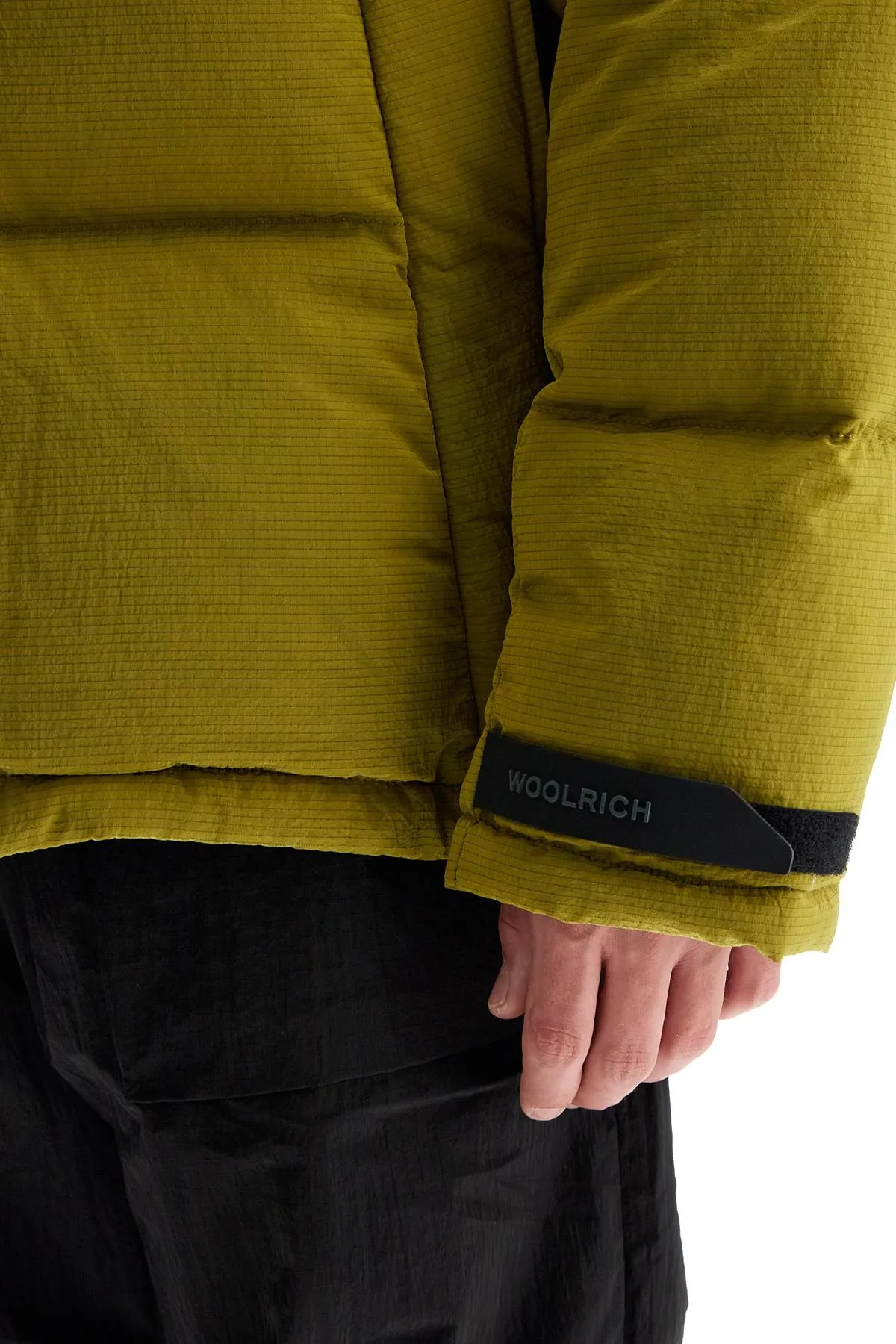 Woolrich Men's Short Ripstop Olmetex Down