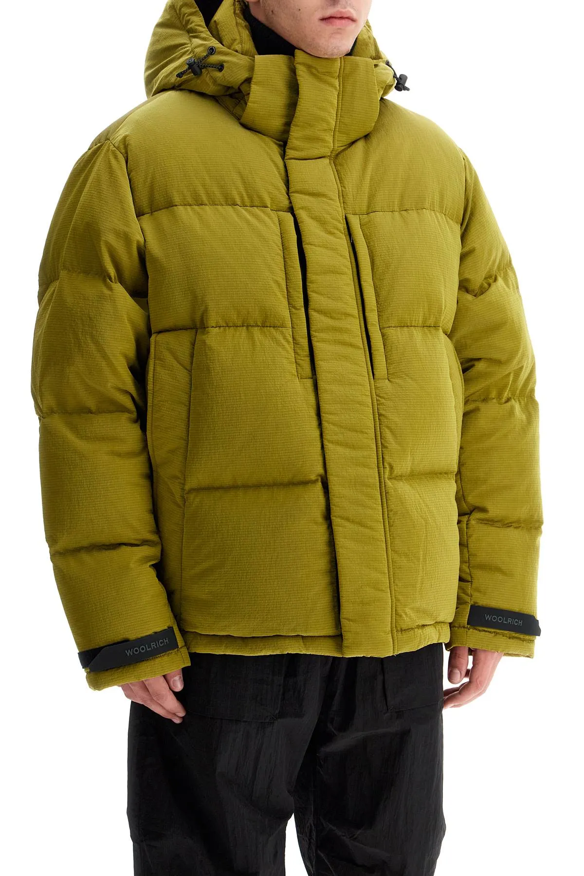 Woolrich Men's Short Ripstop Olmetex Down